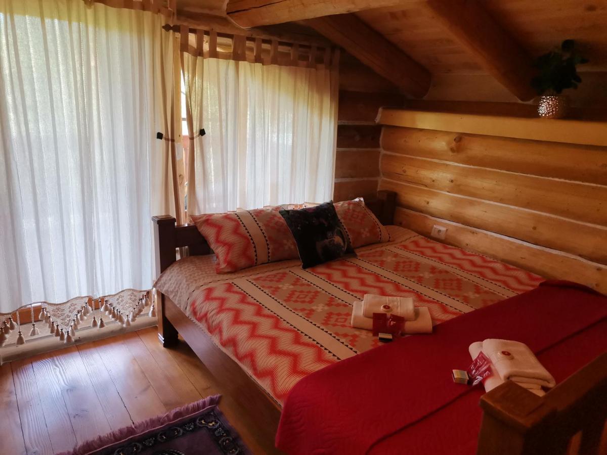 Cabana Casa De Piatra, De La Mara Desesti Luaran gambar